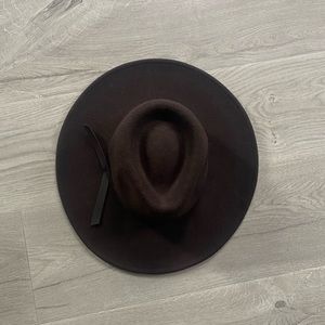 Universal Thread Felt Fedora Hat